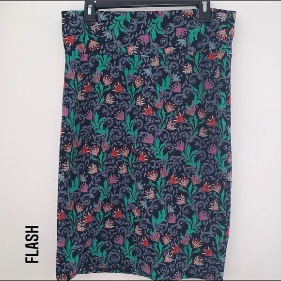 LulaRoe skirt size large - Picture 3 of 4